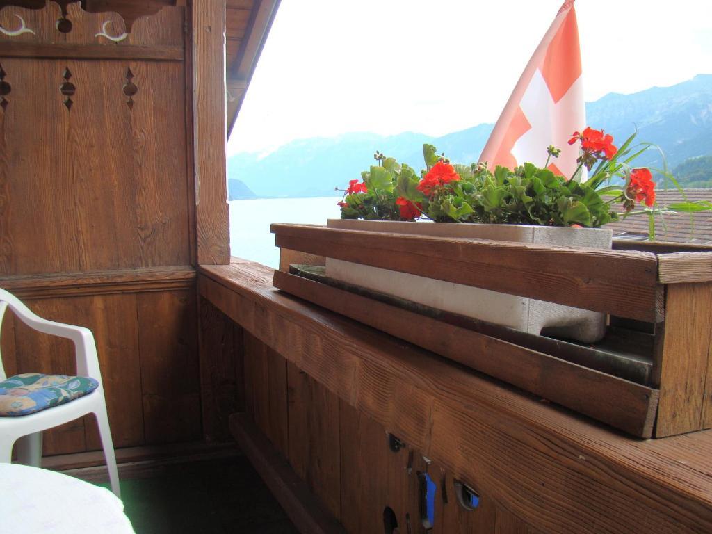 Guest House Bellerive Faulensee Zimmer foto